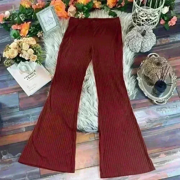 Forever 21 Ribbed Knit Fitted Flare Reddish Orange Pants, L - Picture 2 of 6
